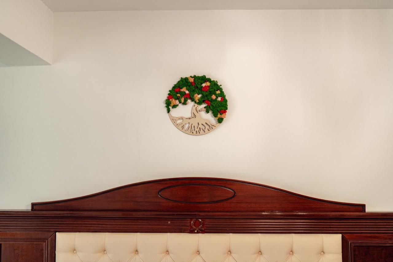 Cozy Aparthotel - Ultracentral Luxury Apartments Яссы Экстерьер фото