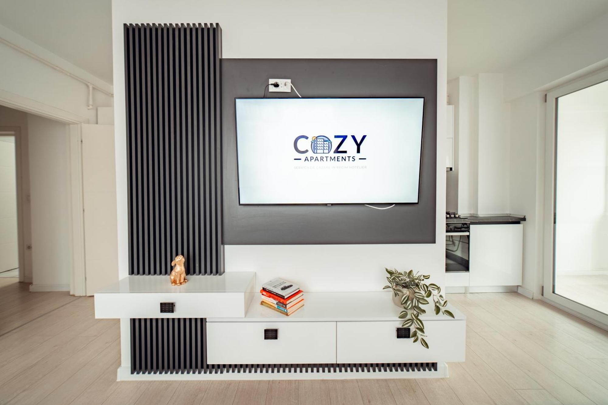 Cozy Aparthotel - Ultracentral Luxury Apartments Яссы Экстерьер фото