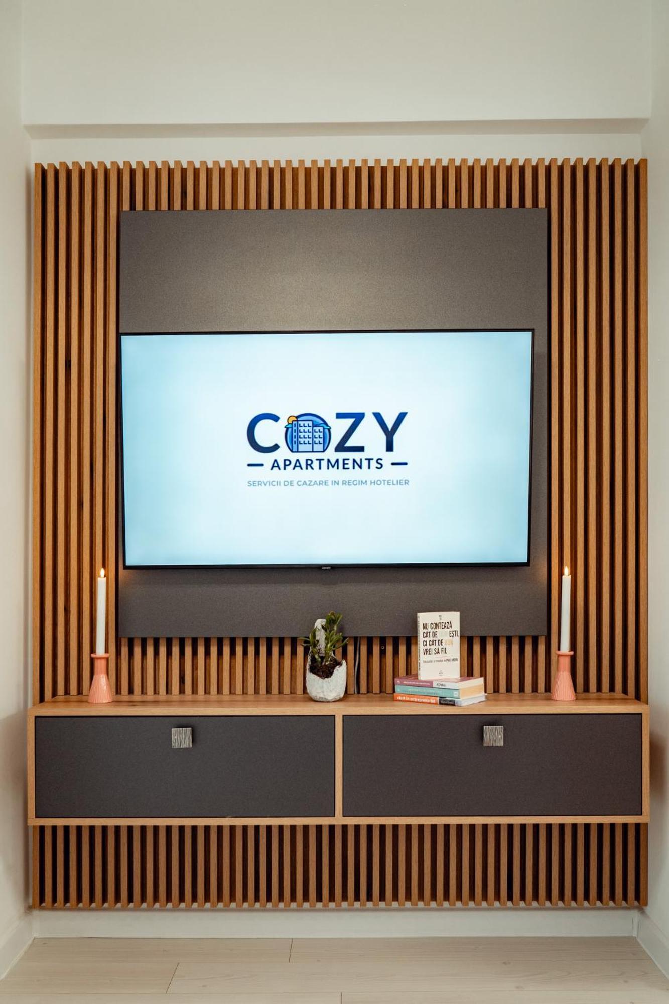 Cozy Aparthotel - Ultracentral Luxury Apartments Яссы Экстерьер фото