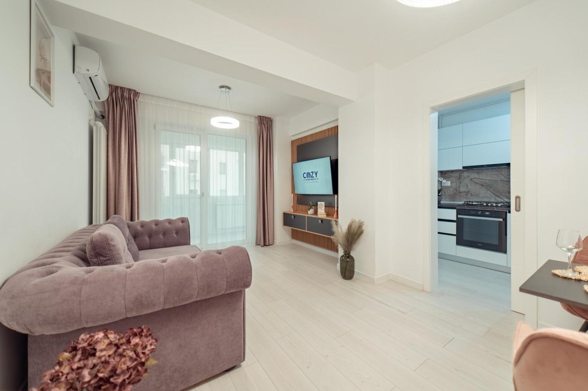 Cozy Aparthotel - Ultracentral Luxury Apartments Яссы Экстерьер фото