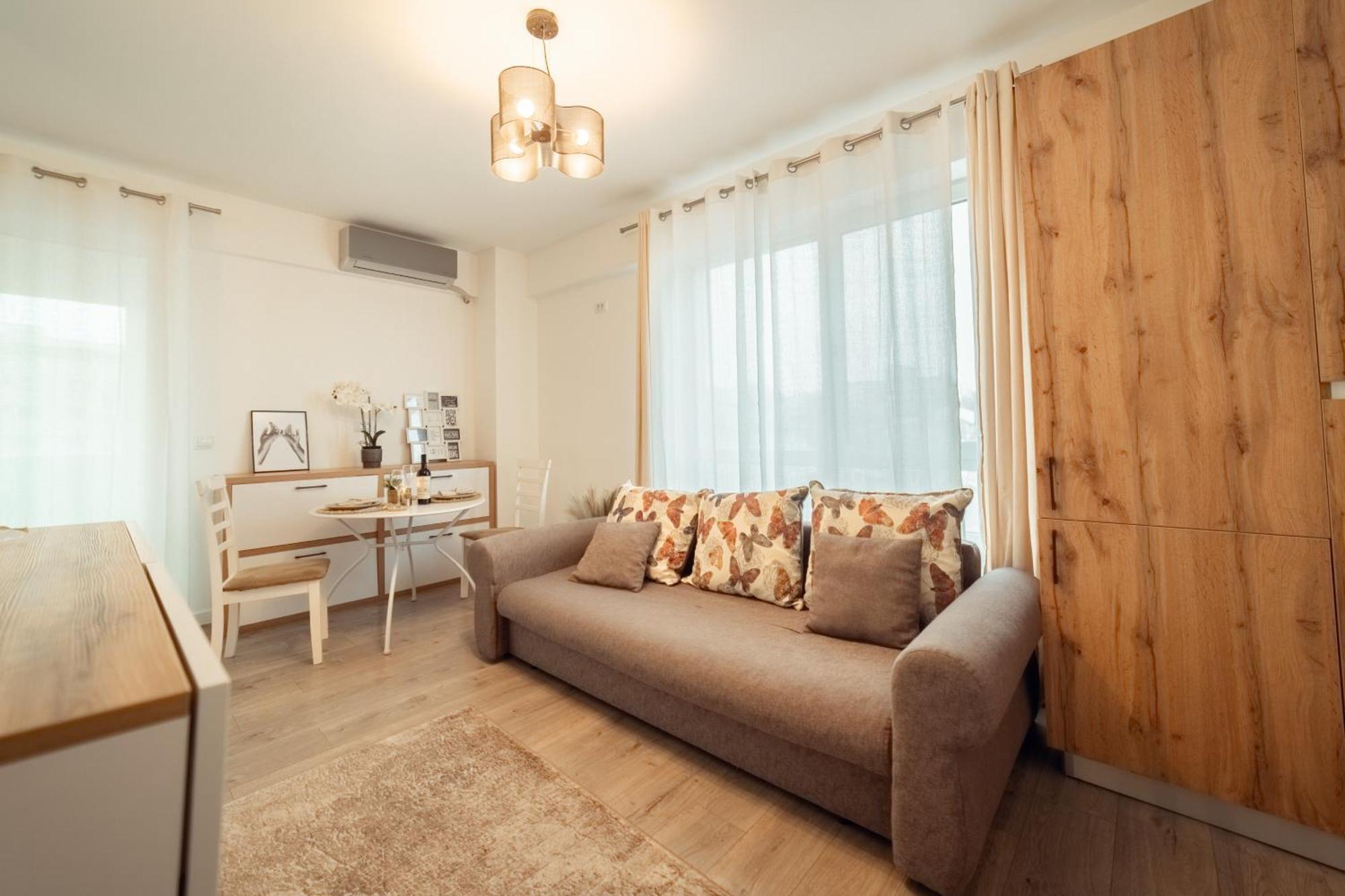Cozy Aparthotel - Ultracentral Luxury Apartments Яссы Экстерьер фото